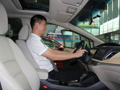 2013款 1.8L CVT 豪华版 6座