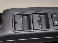 2013款 1.8L CVT 豪华版 6座