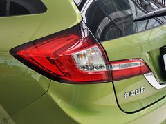 2013款 1.8L CVT 豪华版 6座