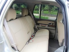 2013款 2.5T 手動(dòng) 四驅(qū)豪華版