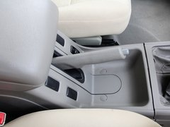 2013款 2.5T 手動(dòng) 四驅(qū)豪華版
