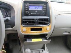 2013款 2.5T 手動(dòng) 四驅(qū)豪華版