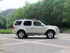 2013款 2.5T 手動(dòng) 四驅(qū)豪華版