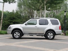 2013款 2.5T 手動(dòng) 四驅(qū)豪華版