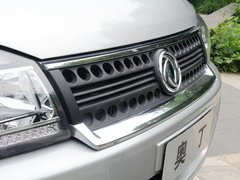 2013款 2.5T 手動(dòng) 四驅(qū)豪華版