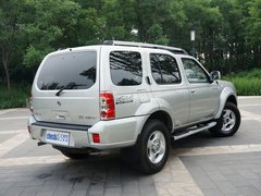 2013款 2.5T 手動 四驅(qū)豪華版