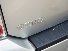 2013款 2.5T 手動 四驅(qū)豪華版
