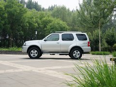 2013款 2.5T 手動 四驅(qū)豪華版