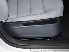 2014款 1.6L 手动 逸俊版
