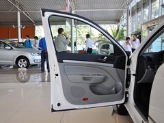 2014款 1.6L 手动 逸俊版