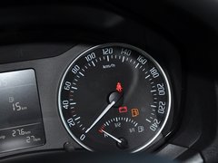 2014款 1.6L 手动 逸俊版