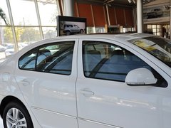 2014款 1.6L 手动 逸俊版