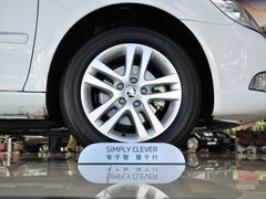 2014款 1.6L 手动 逸俊版