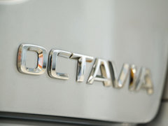 2014款 1.6L 自动 逸杰版