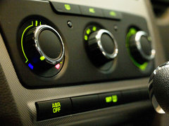 2014款 1.6L 自动 逸杰版