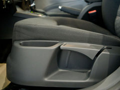 2014款 1.6L 自动 逸杰版