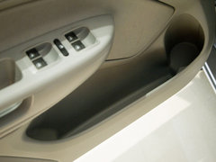 2014款 1.6L 自动 逸杰版