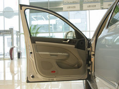 2014款 1.6L 自动 逸杰版