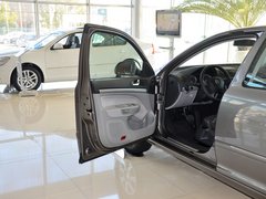 2014款 1.6L 自动 逸杰版