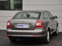 2014款 1.6L 自动 逸俊版