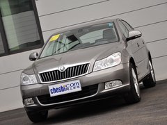 2014款 1.6L 自动 逸俊版