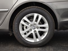 2014款 1.6L 自动 逸俊版