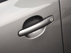 2014款 1.6L 自动 逸俊版