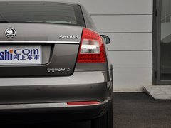 2014款 1.6L 自动 逸俊版