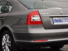 2014款 1.6L 自动 逸俊版