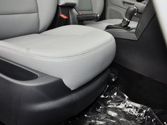 2014款 1.6L 自动 逸俊版