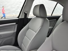 2014款 1.6L 自动 逸俊版