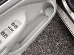 2014款 1.6L 自动 逸俊版
