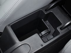 2014款 1.6L 自动 逸俊版
