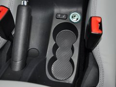 2014款 1.6L 自动 逸俊版
