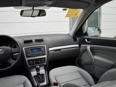 2014款 1.6L 自动 逸俊版