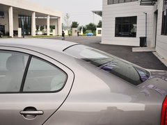2014款 1.6L 自动 逸俊版