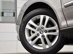2014款 1.6L 自动 逸俊版