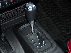 2013款 3.6L 罗宾汉 10周年限量版 4门