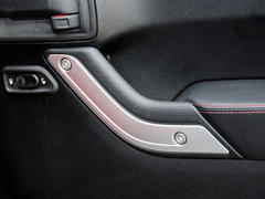 2013款 3.6L 罗宾汉 10周年限量版 4门
