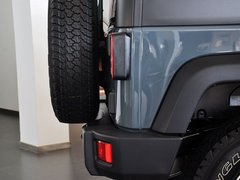 2013款 3.6L 罗宾汉 10周年限量版 4门