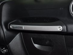 2013款 3.6L 罗宾汉 10周年限量版 4门