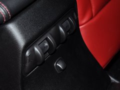 2013款 3.6L 罗宾汉 10周年限量版 4门
