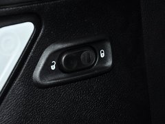 2013款 3.6L 罗宾汉 10周年限量版 4门