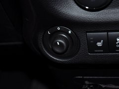 2013款 3.6L 罗宾汉 10周年限量版 4门