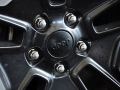 2013款 3.6L 罗宾汉 10周年限量版 4门