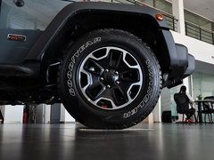2013款 3.6L 罗宾汉 10周年限量版 4门