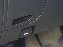 2013款 1.6L 手动 豪华版