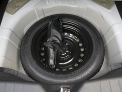 2013款 1.6L 手动 豪华版