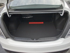 2013款 1.6L 手动 豪华版
