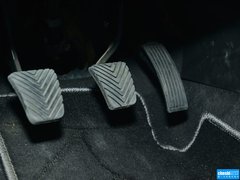 2013款 1.6L 手动 豪华版